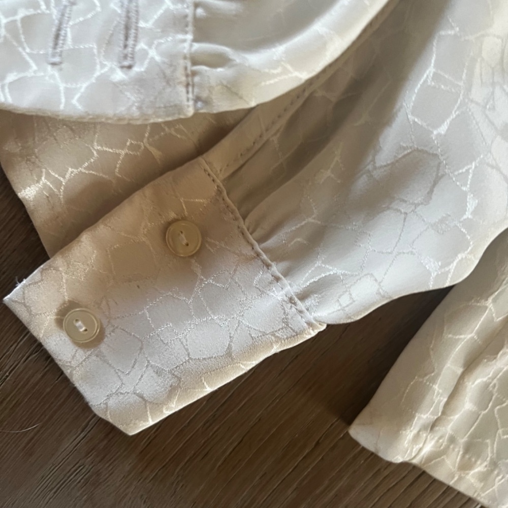 Vintage Cream Blouse - Fits Like Medium - Picture 5 of 5